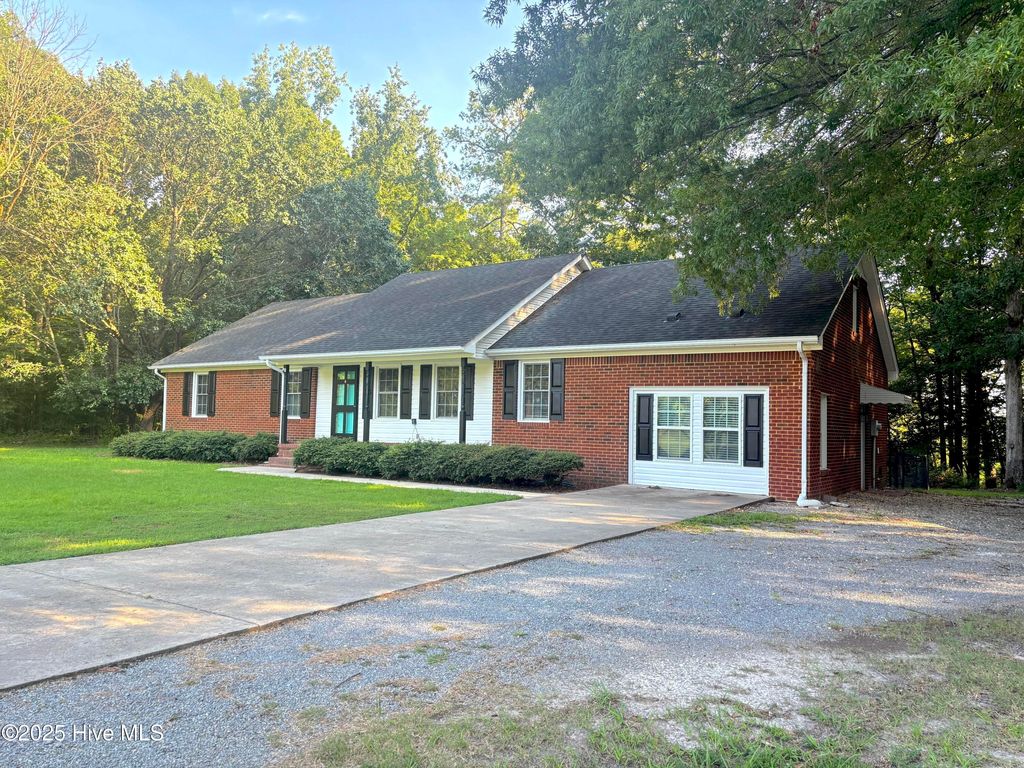 Photo of 107 Potecasi Creek Drive, Ahoskie, NC 27910 (MLS # 100522166)