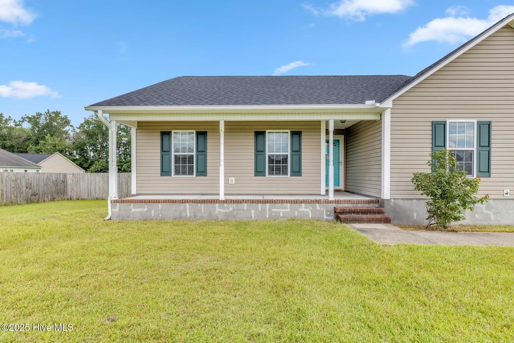 Photo of 198 Christy Drive, Beulaville, NC 28518 (MLS # 100526995)