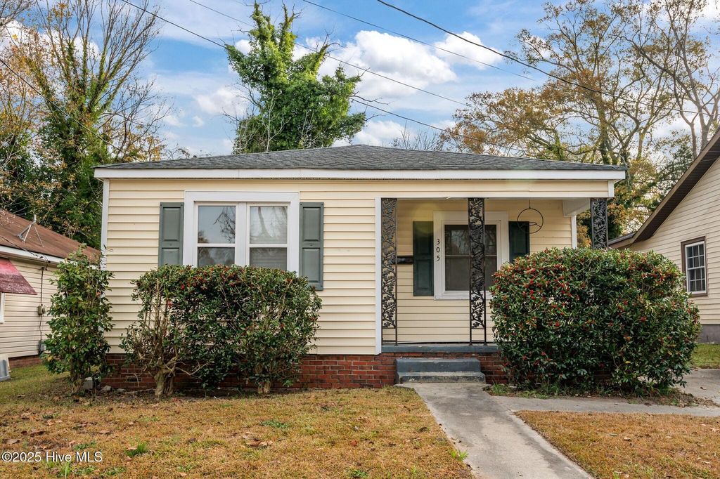 Photo of 305 Cadillac Street, Greenville, NC 27834 (MLS # 100543115)