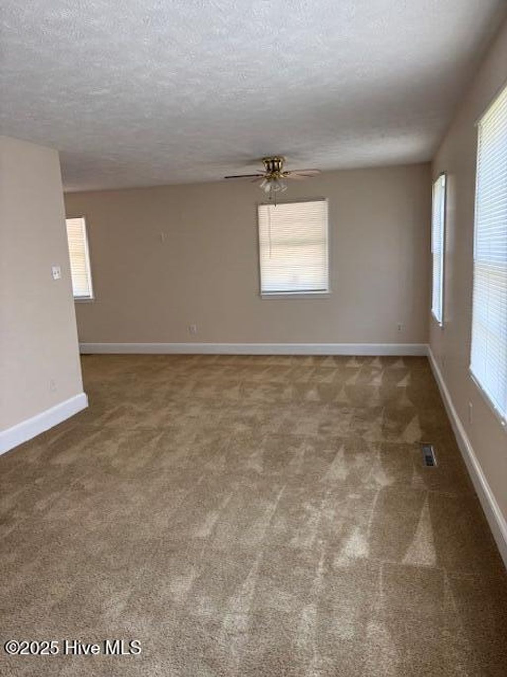 Photo of 908 E 7th Street, Lumberton, NC 28358 (MLS # 100511470)