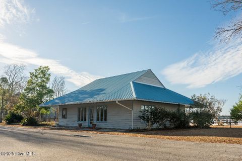 A home in Sneads Ferry