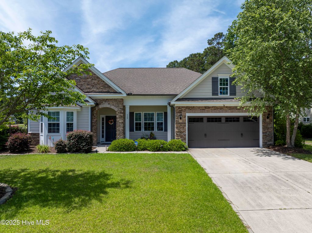 Photo of 429 Canvasback Lane, Sneads Ferry, NC 28460 (MLS # 100505429)