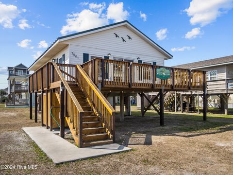 A home in North Topsail Beach