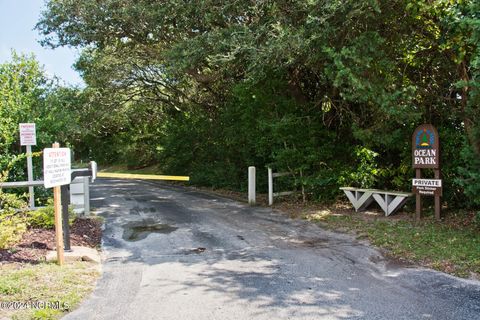 A home in Pine Knoll Shores