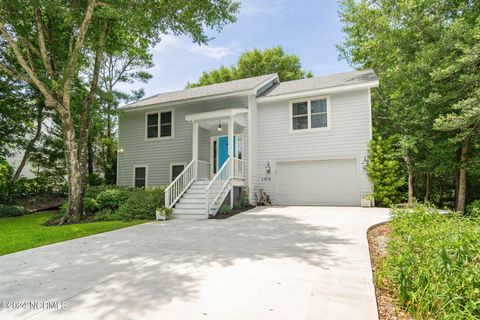 A home in Pine Knoll Shores