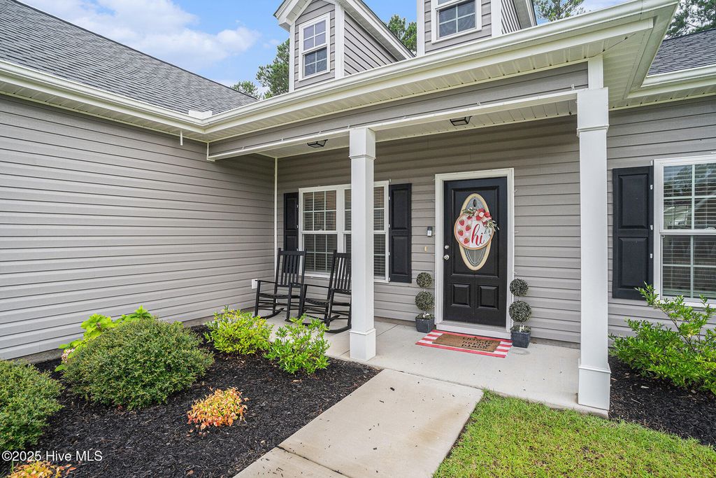Photo of 204 Baylee Circle, Galivants Ferry, SC 29544 (MLS # 100538207)