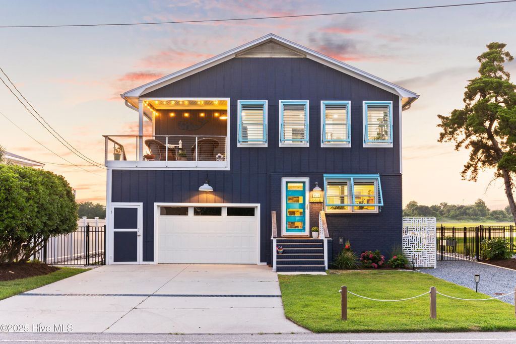 Photo of 15 Coral Drive, Wrightsville Beach, NC 28480 (MLS # 100515613)