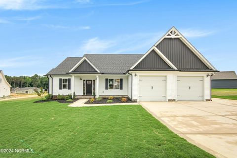 Single Family Residence in Benson NC 16 Winterwood Drive.jpg