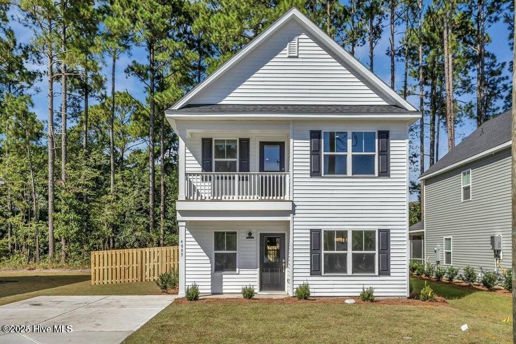 Photo of 600 Bladen Street, Wilmington, NC 28401 (MLS # 100512750)