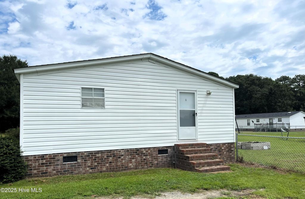 Photo of 1031 Postrider Drive, Kinston, NC 28504 (MLS # 100527644)