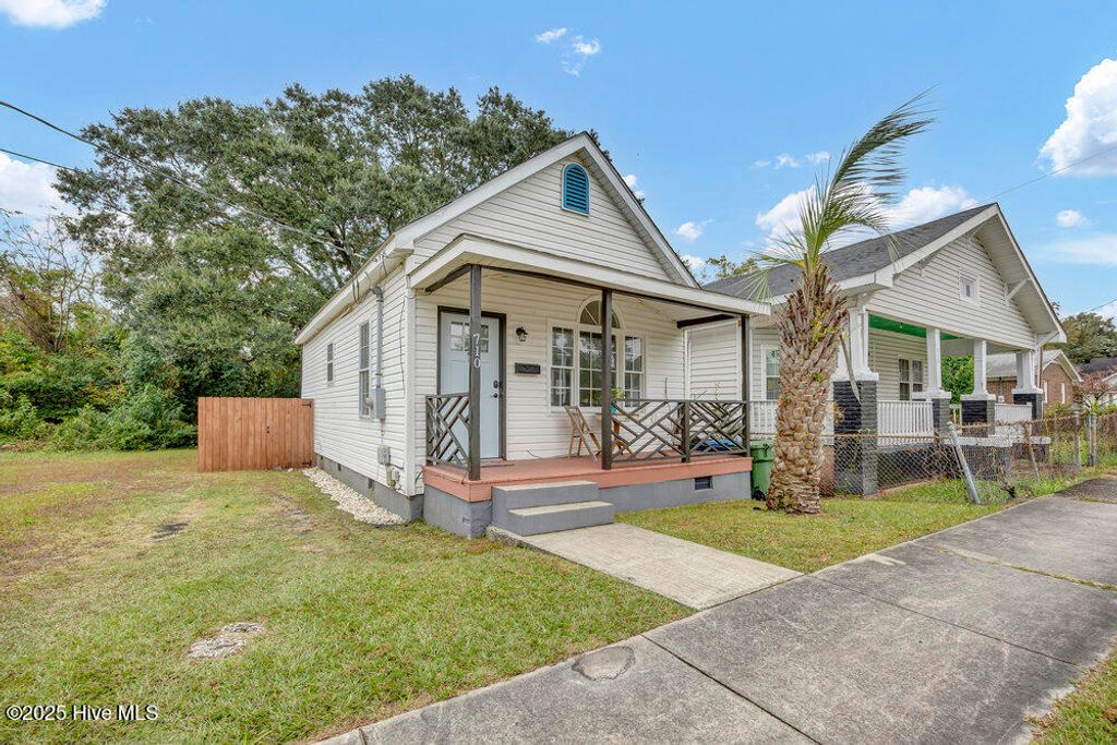 Photo of 710 Mcrae Street, Wilmington, NC 28401 (MLS # 100538169)
