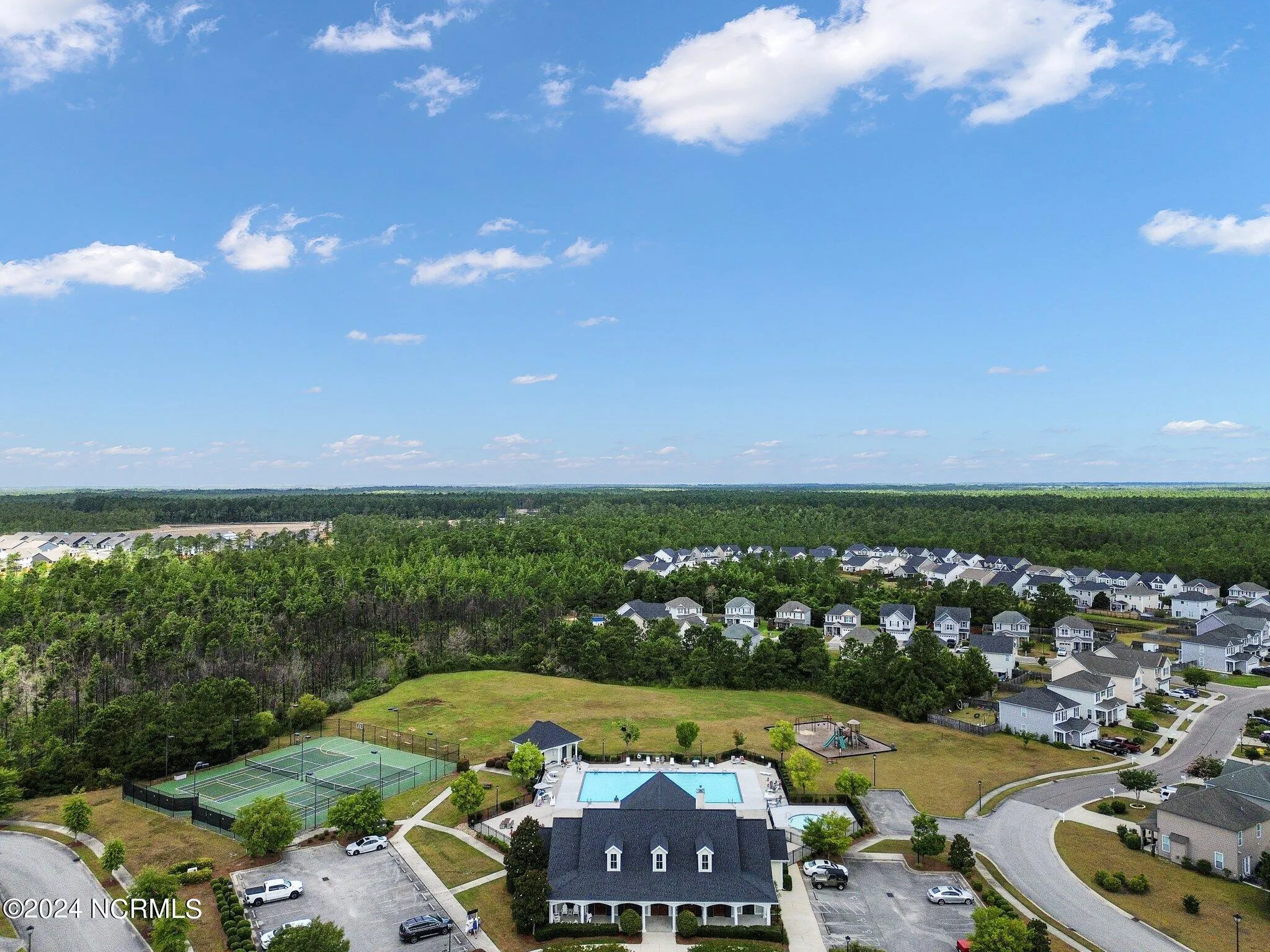 Leland, North Carolina 28451, United States, 3 Bedrooms Bedrooms, ,3 BathroomsBathrooms,Residential,Active,195308