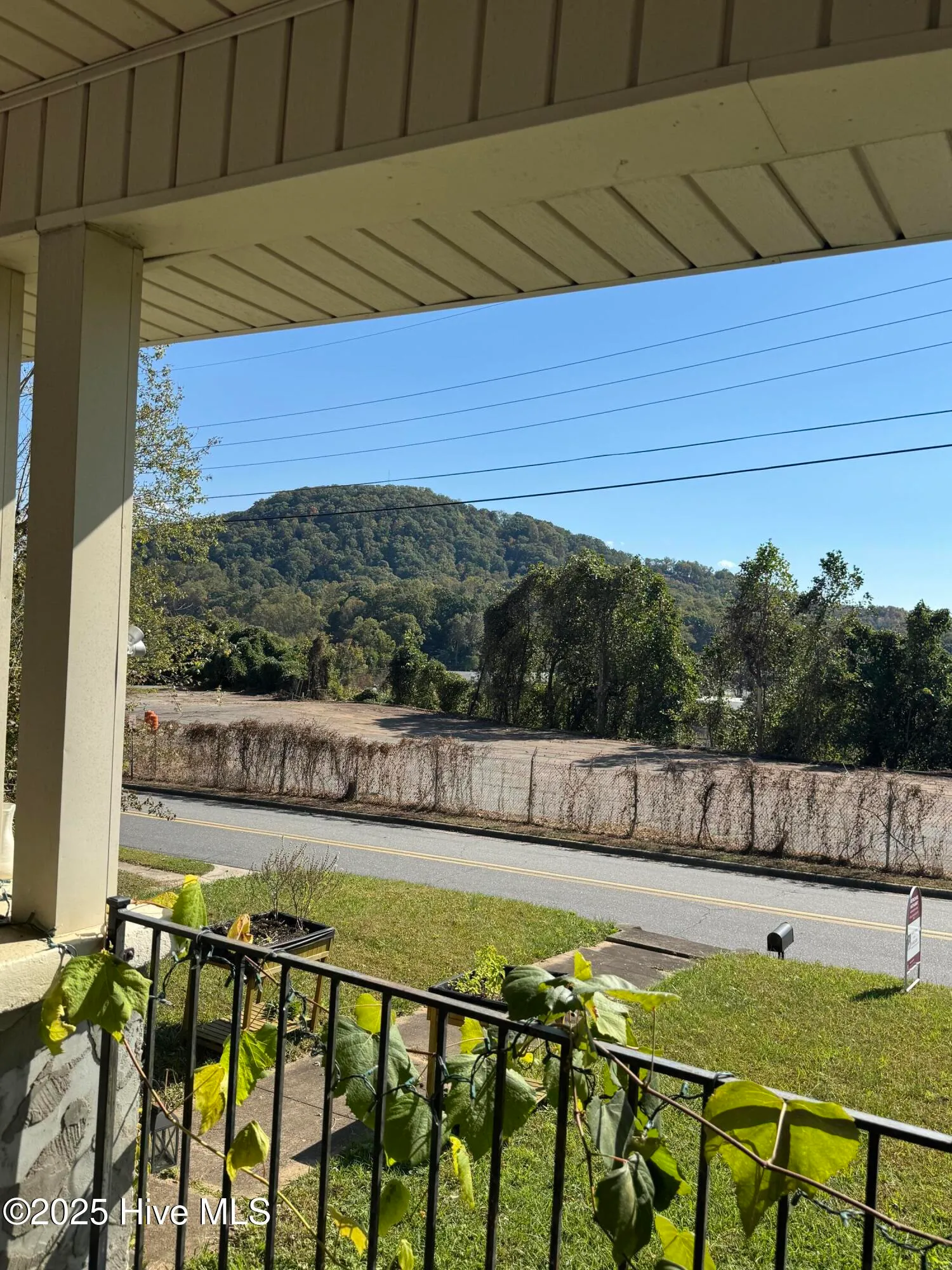 Marion, North Carolina 28752, United States, 2 Bedrooms Bedrooms, ,1 BathroomBathrooms,Residential,Active,218559