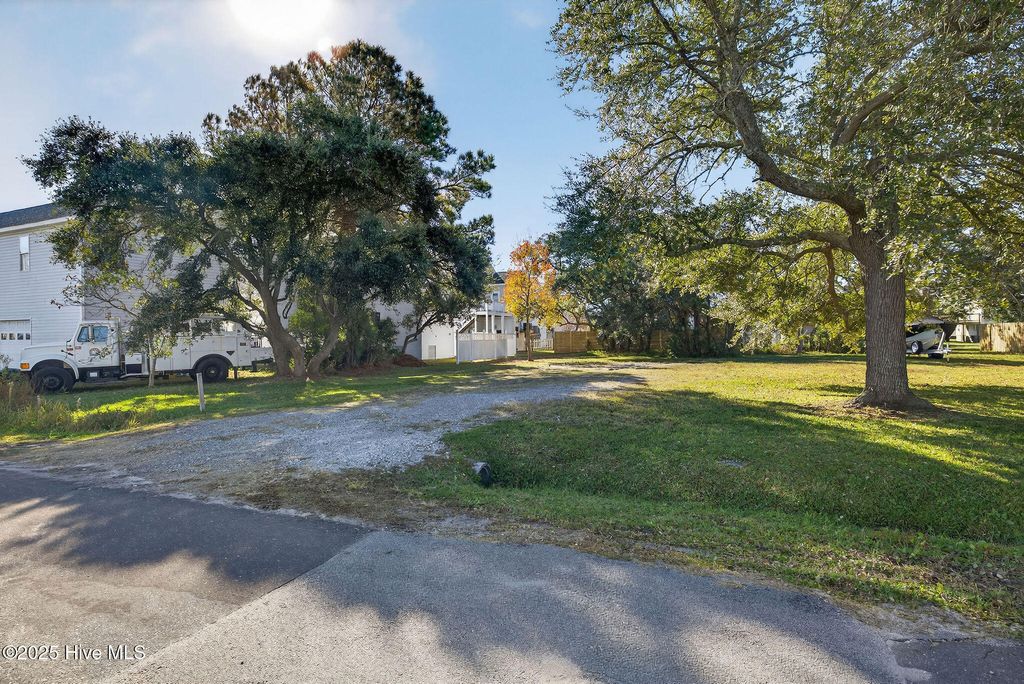 Photo of 305 Birmingham Avenue, Carolina Beach, NC 28428 (MLS # 100541447)