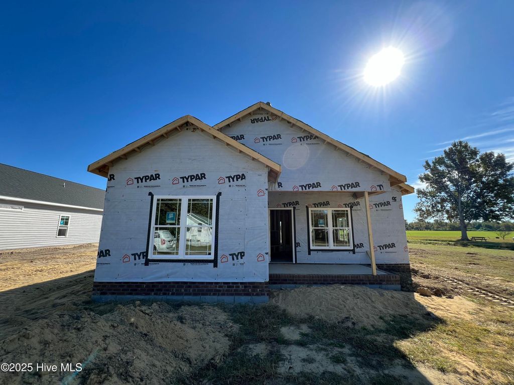 Photo of 608 S Vance Street, Fremont, NC 27830 (MLS # 100538646)