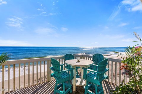 A home in Kure Beach