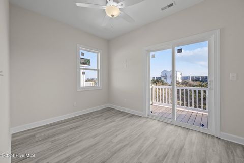 A home in North Topsail Beach