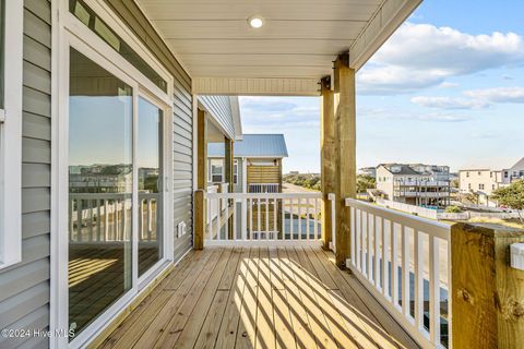 A home in North Topsail Beach