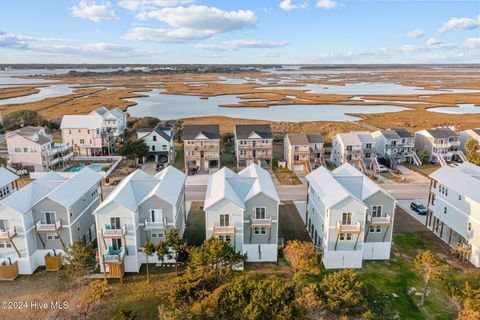 A home in North Topsail Beach