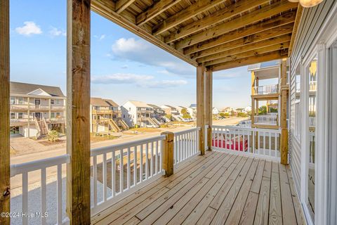 A home in North Topsail Beach