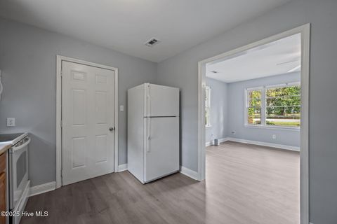 Tiny photo for 158 Bratton Drive, Jacksonville, NC 28540 (MLS # 100536002)