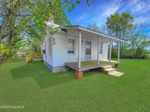 MLS: 100501273