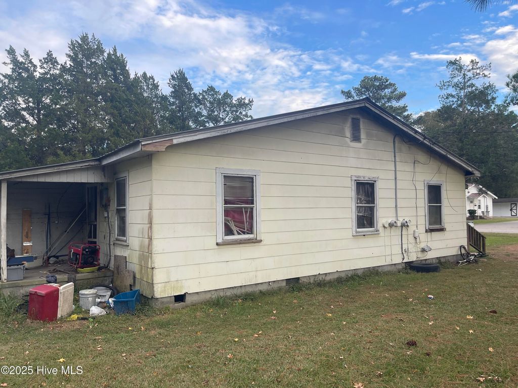 Photo of 309 West Avenue, Plymouth, NC 27962 (MLS # 100537940)