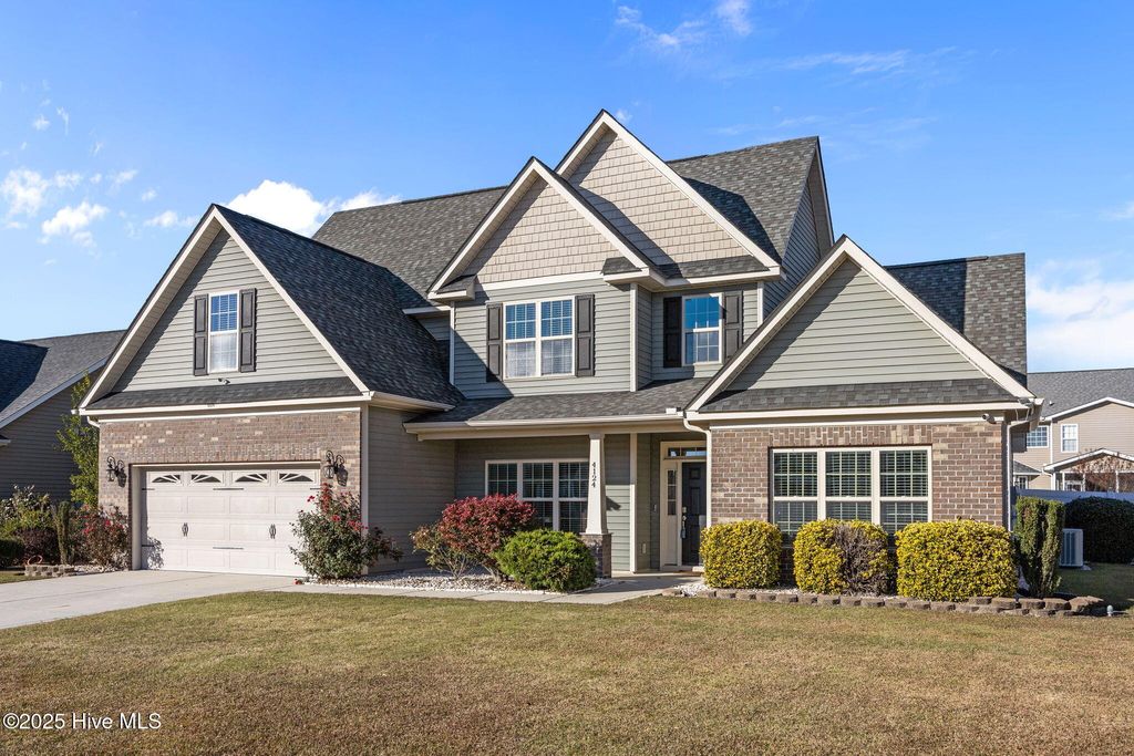 Photo of 4124 Killarney Drive, Winterville, NC 28590 (MLS # 100541126)