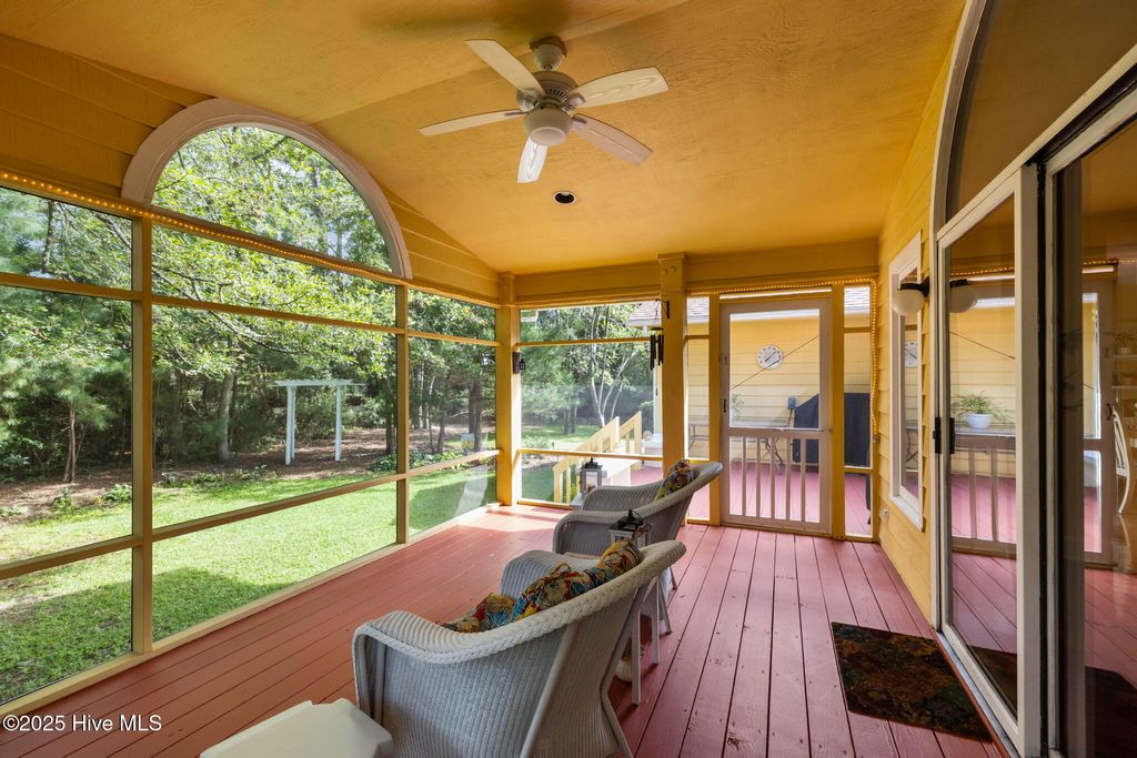 Photo of 105 Fairway Drive W, Morehead City, NC 28557 (MLS # 100526955)