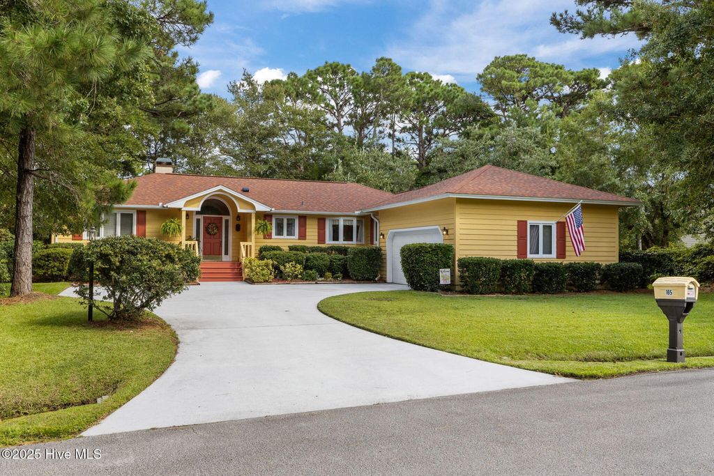 Photo of 105 Fairway Drive W, Morehead City, NC 28557 (MLS # 100526955)