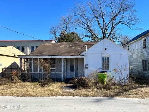 828 Murray Street, New Bern, NC 28560 - #: 100492637