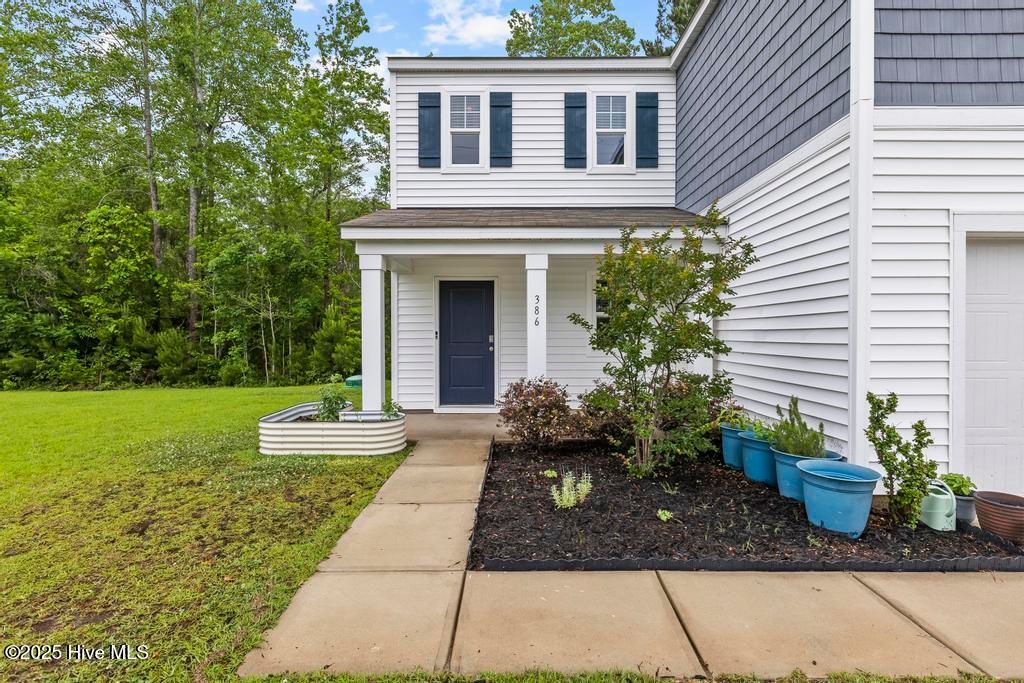 Photo of 386 High Ridge Court, Sneads Ferry, NC 28460 (MLS # 100508713)