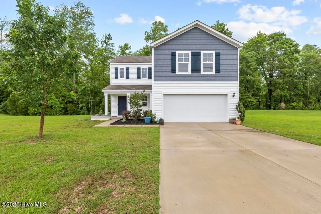 Photo of 386 High Ridge Court, Sneads Ferry, NC 28460 (MLS # 100508713)