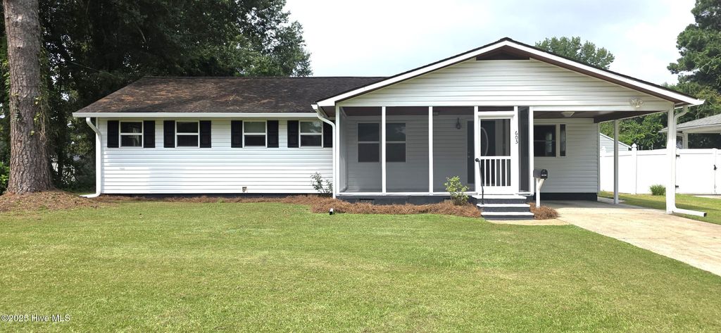 Photo of 605 Elm Street, Jacksonville, NC 28540 (MLS # 100526672)