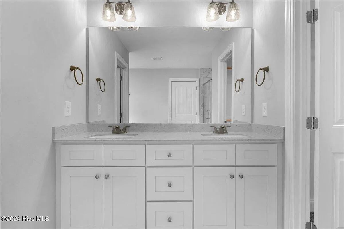 Hampstead, North Carolina 28443, United States, 4 Bedrooms Bedrooms, ,3 BathroomsBathrooms,Residential,Active,25342