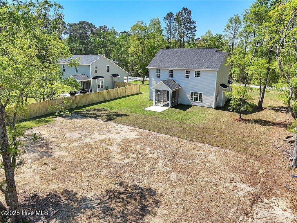 Photo of 207 Cole Drive, Hampstead, NC 28443 (MLS # 100480658)
