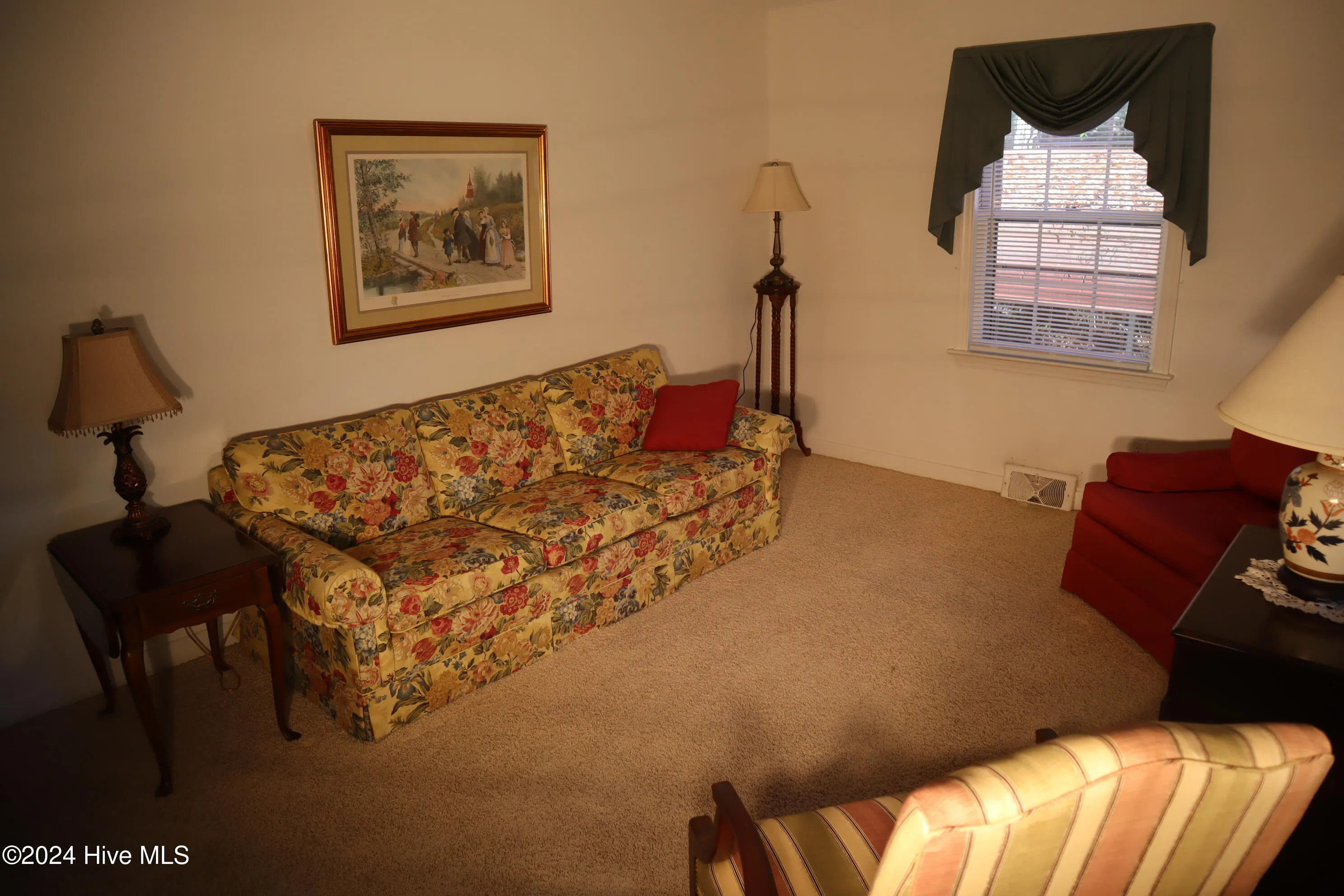 Greenville, North Carolina 27834, United States, 3 Bedrooms Bedrooms, ,2 BathroomsBathrooms,Residential,Active,33374