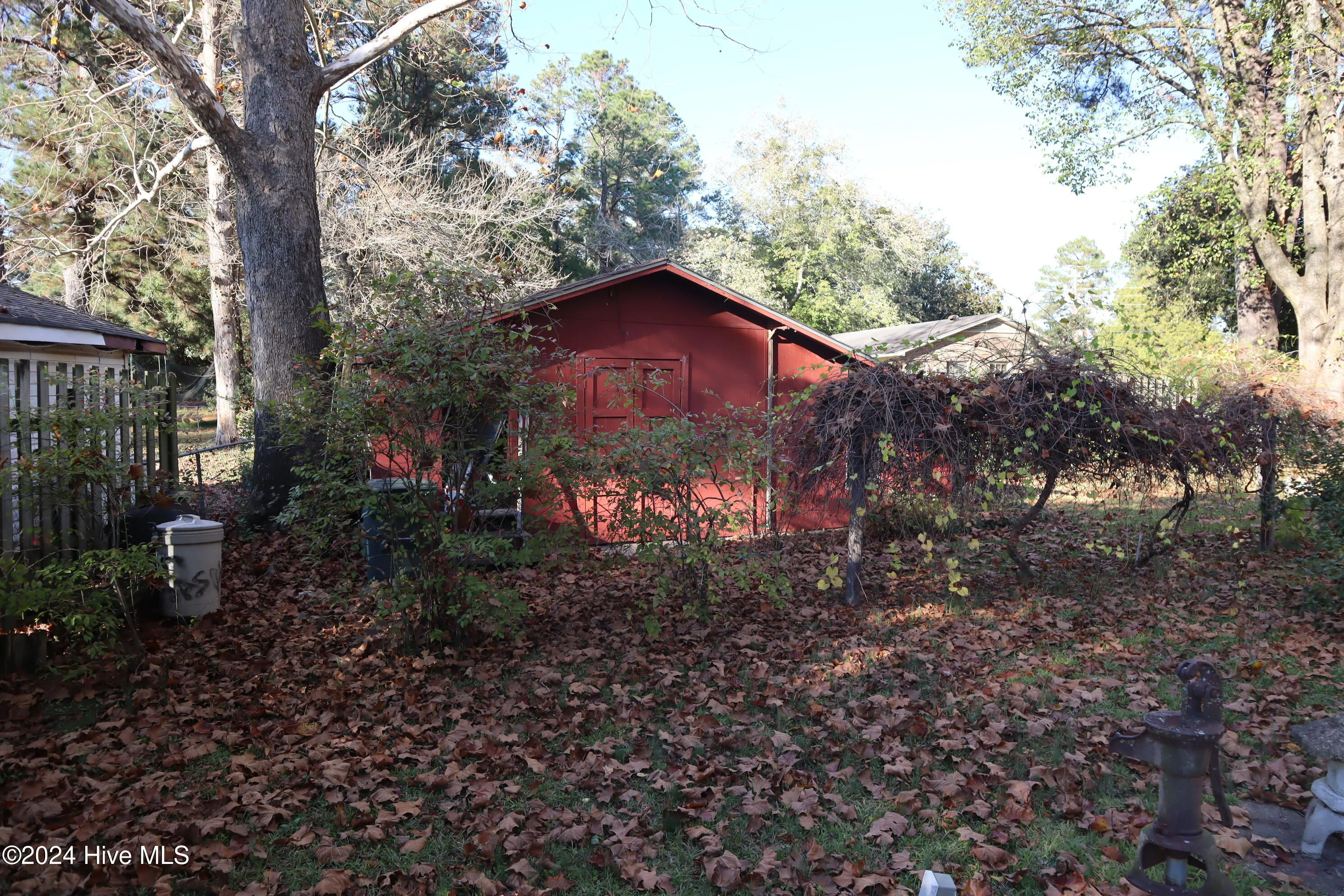 Greenville, North Carolina 27834, United States, 3 Bedrooms Bedrooms, ,2 BathroomsBathrooms,Residential,Active,33374