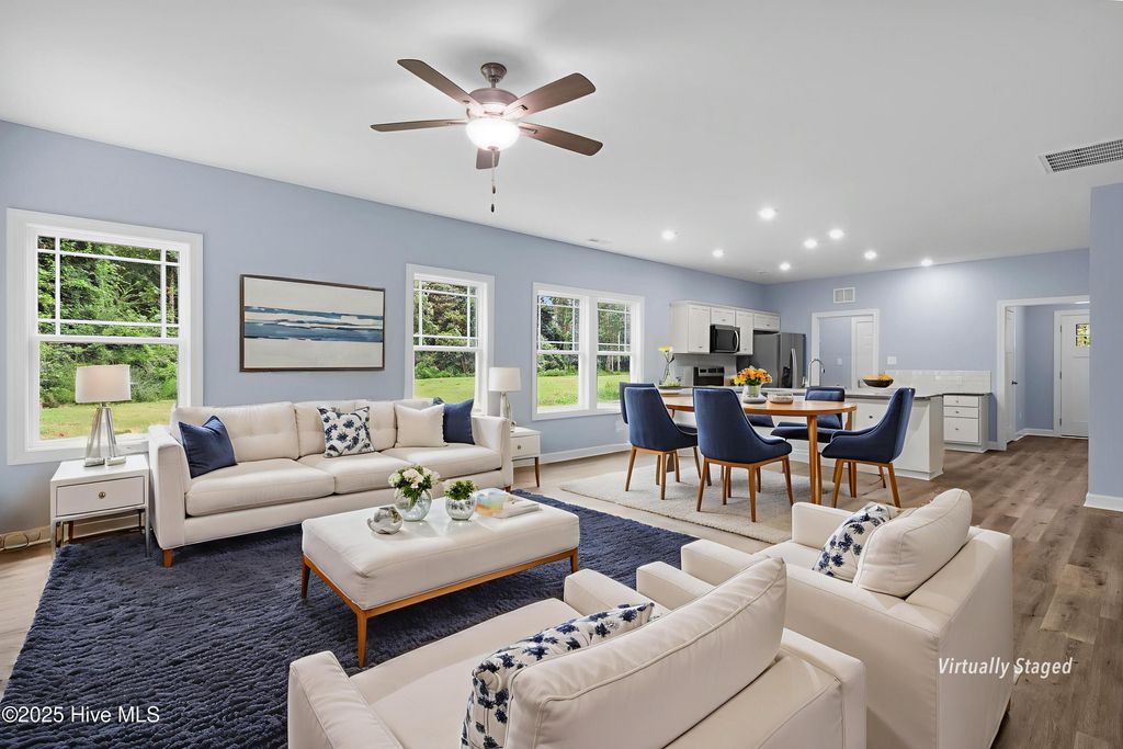 Photo of 308 Camp Creek Drive, Oriental, NC 28571 (MLS # 100529907)