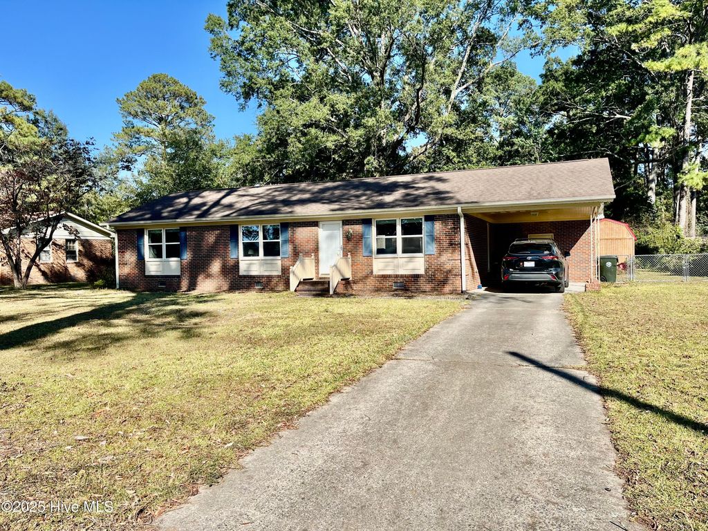 Photo of 2503 Lisa Lane, Goldsboro, NC 27534 (MLS # 100536944)