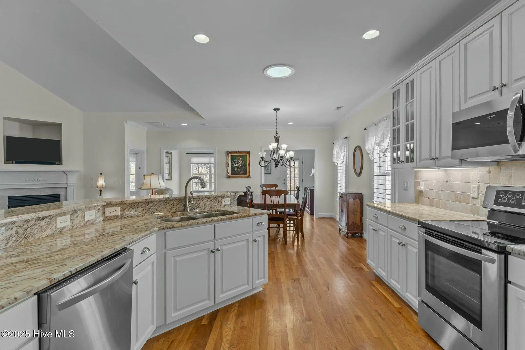 Wilmington, North Carolina 28412, United States, 4 Bedrooms Bedrooms, ,3 BathroomsBathrooms,Residential,Pending,116009