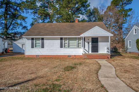 A home in Elizabeth City