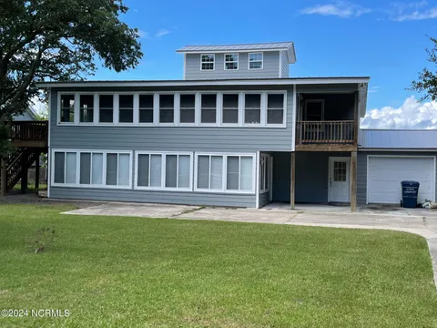 MLS: 100465560