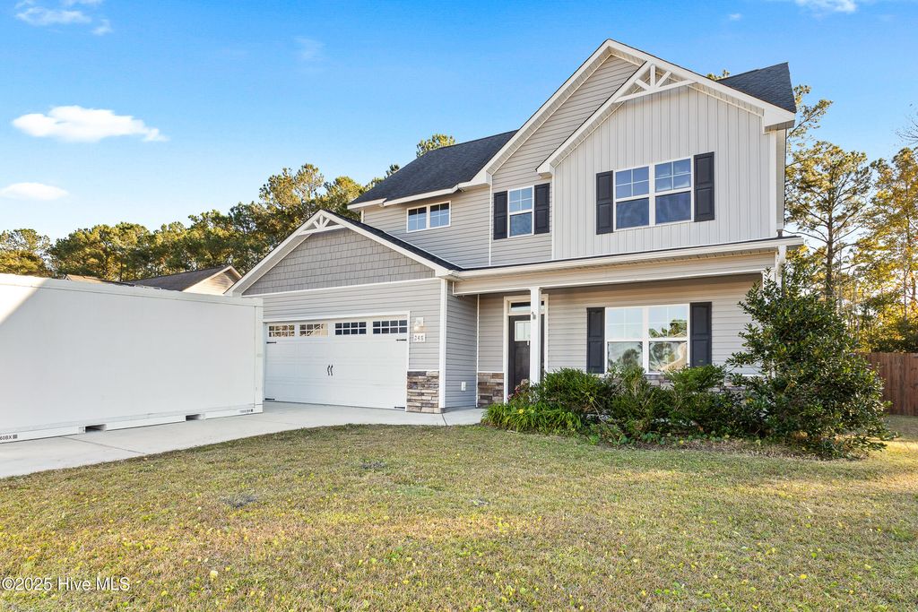 Photo of 248 Breakwater Drive, Sneads Ferry, NC 28460 (MLS # 100541001)