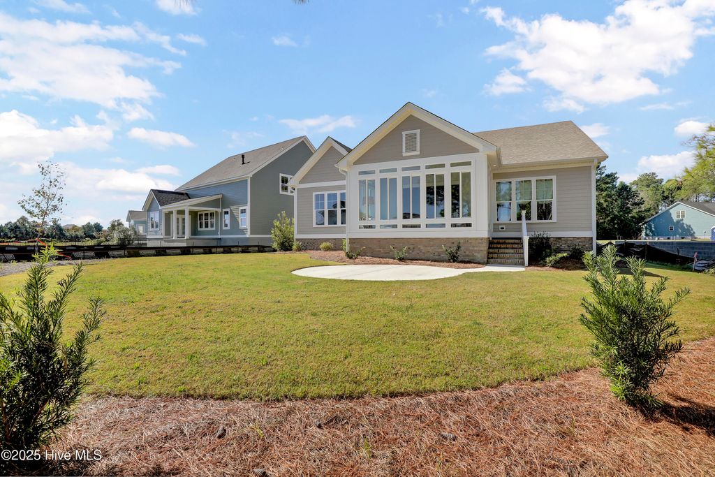 Photo of 813 Sweetgrass Street SE, Holly Ridge, NC 28445 (MLS # 100539133)