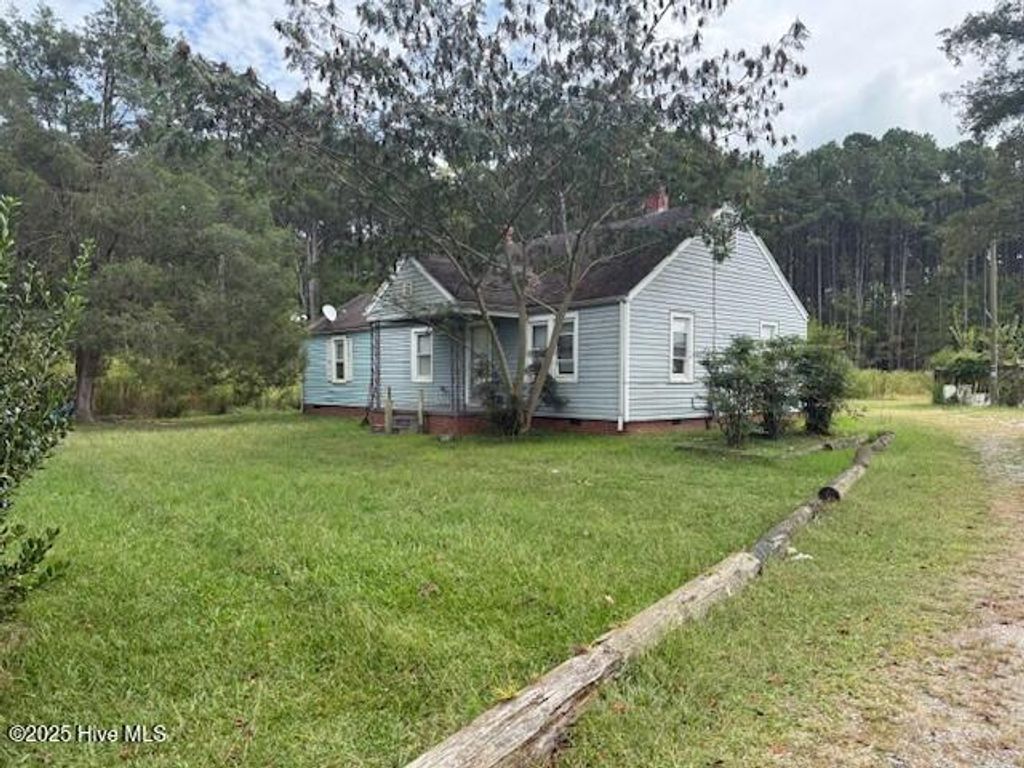 Photo of 515 Us Highway 13 S, Ahoskie, NC 27910 (MLS # 100533788)
