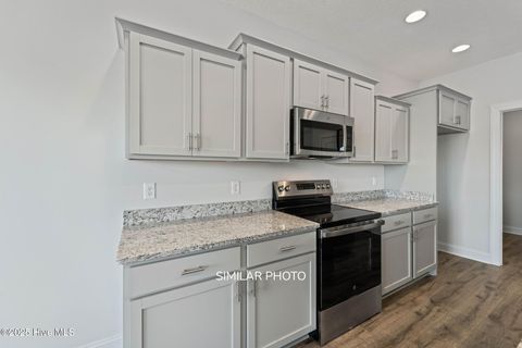 Tiny photo for 829 Maritime Way, Jacksonville, NC 28546 (MLS # 100535513)
