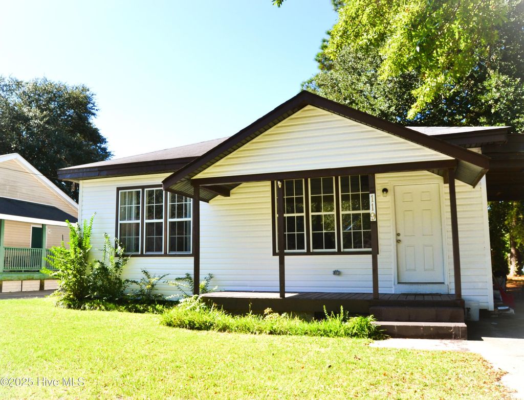 Photo of 119 Preston Road, Jacksonville, NC 28540 (MLS # 100534399)