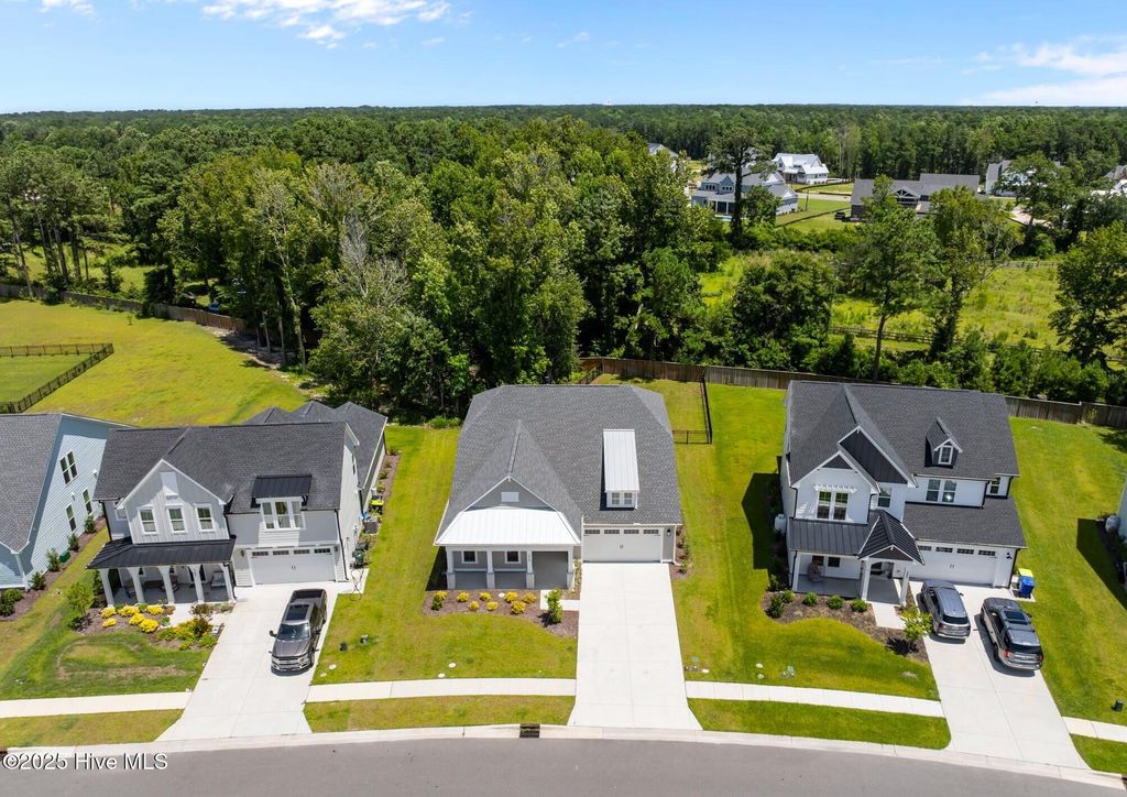 Photo of 275 Sailor Sky Way, Hampstead, NC 28443 (MLS # 100518988)