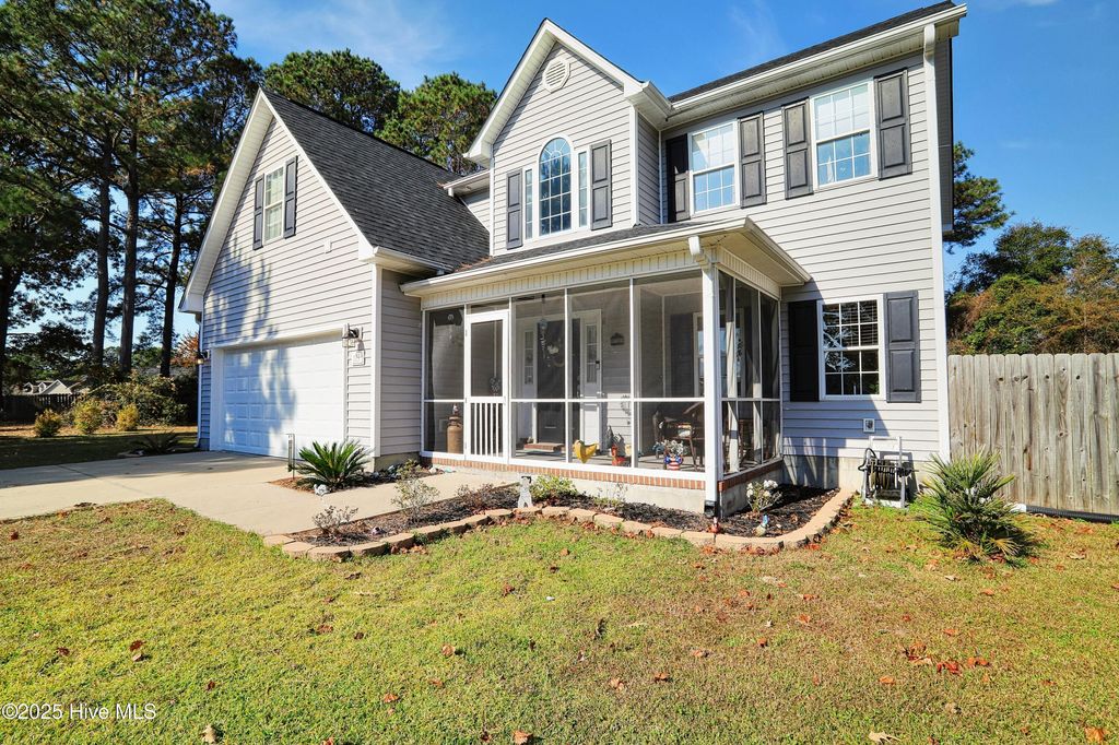 Photo of 113 Knotts Court, Sneads Ferry, NC 28460 (MLS # 100542373)